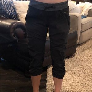 Cropped joggers